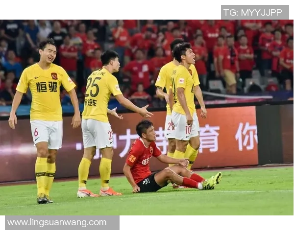 亚冠激战香港队迎战恒大队争夺小组出线关键战役即将打响