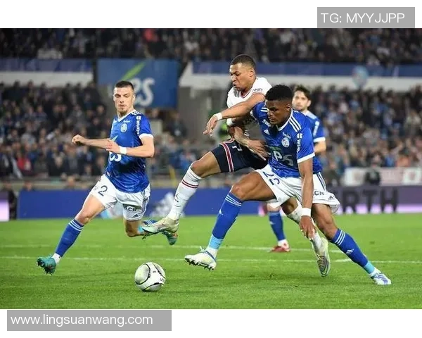 莫斯科迪纳摩队主场迎战乌法球队全力争胜的精彩对决 莫斯科迪纳摩队主场迎战乌法球队全力争胜的精彩对决