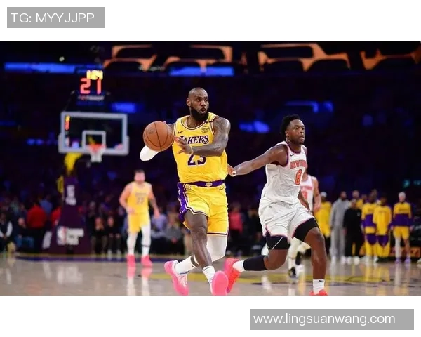 篮网与湖人在线直播对决全解析球迷热议精彩瞬间回顾 篮网与湖人在线直播对决全解析球迷热议精彩瞬间回顾