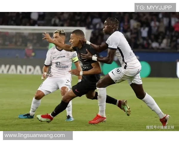 布雷斯特与兰斯激战正酣比分揭晓精彩瞬间回顾