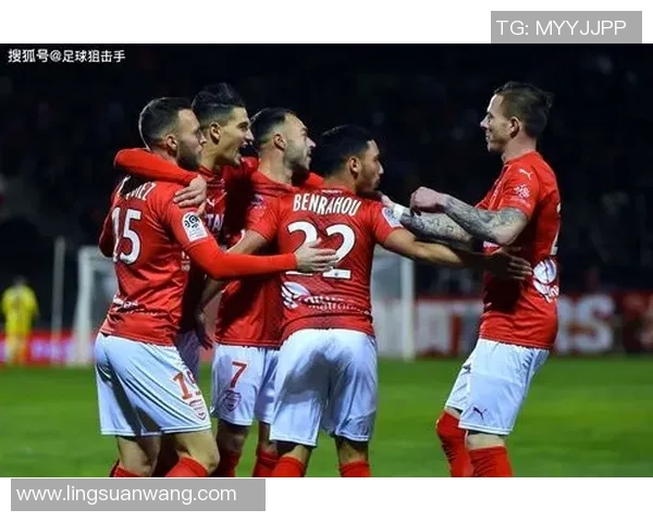 尼姆与洛里昂激战正酣比分悬念引人关注 尼姆与洛里昂激战正酣比分悬念引人关注