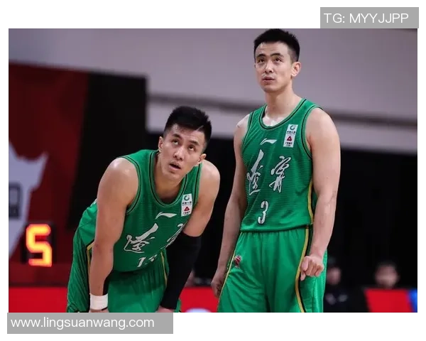 郭艾伦在篮球赛场上的精彩表现与未来发展潜力的深度分析与展望